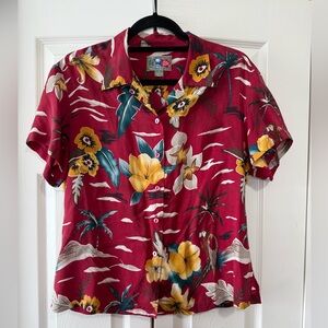 Hilo Hattie 100% Silk Hawaiian Aloha Shirt Red Tropical Floral Parrot Print